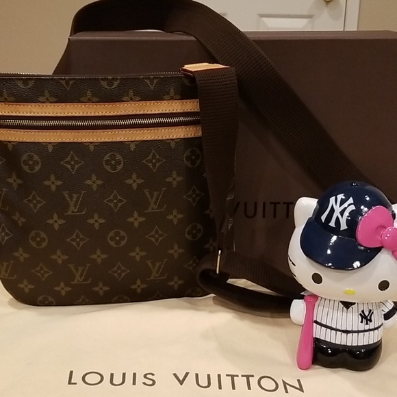 Louis Vuitton Handbags - Louis Vuitton Pochette Bosphore Crossbody Bag